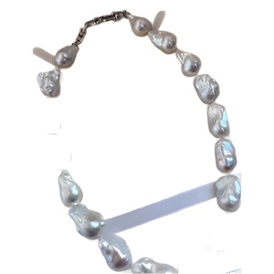 Collar de Perlas Barrocas, Huellas del Tiempo, Personalidad Única, Cadena de Clavícula Moderna, Diseño Irregular de Partículas Grandes Naturales - Product Image 5