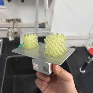 Résine flexible <span class=keywords><strong>ESUN</strong></span> de type <span class=keywords><strong>TPU</strong></span> avec impression 3D haute résolution pour imprimante 3D LCD à polymérisation UV photonique 500g et 1000g - Product Image 2