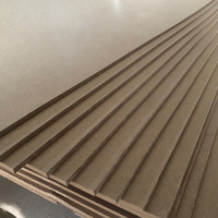 Panneaux de fibres à haute densité (HDF) Panneaux de fibres à basse densité (LDF) 1-2 mm Laminés brillants E1 Qualité supérieure pour usage intérieur