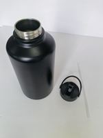 Bouteille d'eau isotherme en acier inoxydable de grande capacité (64 oz) écologique pour adultes, camping, isolation thermique de 6 à 12 heures