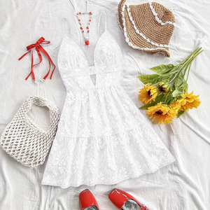 เดรสแฟชั่นผู้หญิงทรงเอไลน์สั้น คอวีเซ็กซี่ แขนกุด ผ้าแจ็คการ์ด ดีไซน์เก๋ - Product Image 2