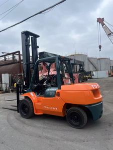 Original Japan To-y-ot-a 5 Ton Diesel <b>Forklift</b>, TO-YOT-A FDZN50 Heavy-Duty Counterbalance <b>Forklift</b> for Factory Yard - Product Image 2