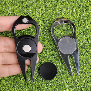 Outil de réparation de divots de golf en métal Dericsson avec logo personnalisé et marqueur de balle - Product Image 1
