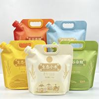 Sachet Doypack imprimé personnalisé avec bec verseur, poignée intégrée, bouchon à vis et fond à soufflets pour l'emballage de céréales, riz, millet et haricots