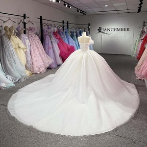 Dy1599 Superbe Robe de Mariée Structurée Plissée à Épaules Dénudées, Bustier Corset, Traîne Cathédrale, 100% Coton, pour Cérémonie et Fête - Product Image 3