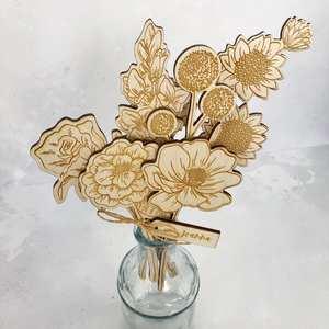 Bouquet de fleurs en bois sculpté au Laser, cadeau de fête des mères pour maman, grand-mère, cadeau d'anniversaire - Product Image 1