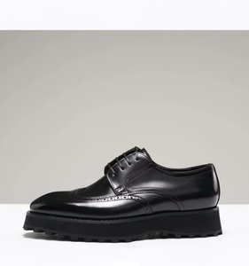 Chaussures en cuir véritable pour hommes, style britannique, tendance, formelles, à lacets, bout pointu, Derby, mariage, automne, motif uni, confort - Product Image 1