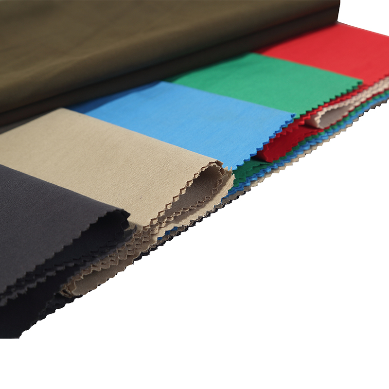 Китайские производители, модная хлопчатобумажная Окрашенная нейлоновая ткань 90D * 40S, поли-материал, твердая окрашенная ткань для пальто и курток