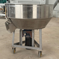 Mélangeur d'aliments mobile électrique pour usage agricole, mélangeur vertical d'aliments pour animaux en acier inoxydable avec roues pour porcs, volailles, bovins