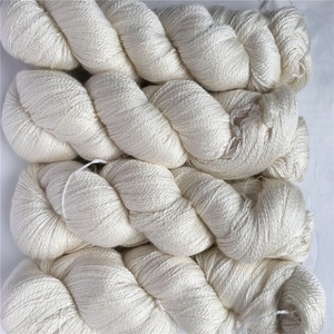 Fil à tricoter naturel non teint, 50% soie, 50% mérinos, poids fin, 100g, 700m - Product Image 4