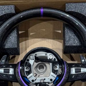 Volante Deportivo de Fibra de Carbono Personalizado que Mejora el Rendimiento del Automóvil para <span class=keywords><strong>BMW</strong></span> F05 F07 F30 F10 F12 F36 F20 F32 M3 M5 E70 E90 - Product Image 6