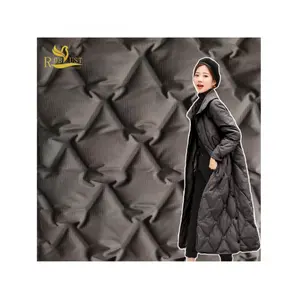 50D căng Jacquard cơ khí căng vải liên kết TPU phim hai mặt chần vải cho xuống áo khoác