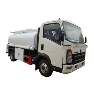 Châssis de véhicule spécial HOWO 4x2 d'occasion de 5 tonnes avec réservoir d'huile 15001-30000L |   Système de manutention de carburant diesel préconfiguré (150-250 ch) 41-50t - Product Image 2