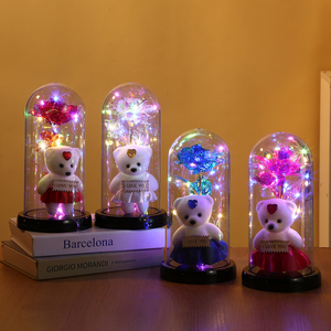 Rosa de La Bella e la Bestia con Luce a LED e Orsetto Galassia Artificiale, la Più Popolare Rosa Galassia a LED in Cupola con LED - Product Image 1