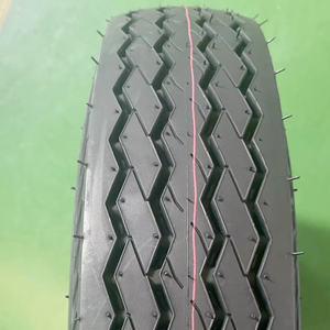 Nouveau pneu de camionnette à bande de roulement diagonale en caoutchouc naturel KUMA K701 de haute qualité pour véhicules, noir, garantie de remplacement d'un an, largeur 205-225 mm - Product Image 1