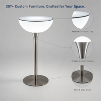 Meubles de bar en plastique avec éclairage LED moderne pour hôtel, boîte de nuit, événements de mariage