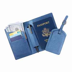 Juego de Clip para Pasaporte y Etiqueta de Identificación de Cuero PU con Logotipo Personalizado, Funda Protectora de Cuero PU con Diseño de Avión para Viajes - Product Image 1