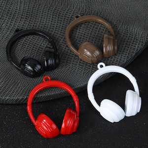 Breloque <span class=keywords><strong>pour</strong></span> casque audio supra-auriculaire en alliage de zinc brillant, accessoire <span class=keywords><strong>pour</strong></span> enrouleur de <span class=keywords><strong>badge</strong></span> DJ - Product Image 1