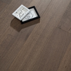 <span class=keywords><strong>Plancher</strong></span> en bois franc de chêne européen teinté, stratifié 3 couches, noyau en <span class=keywords><strong>contreplaqué</strong></span> de bouleau, système de clic - Product Image 1