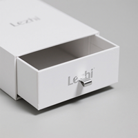 Boîte cadeau en carton rigide avec couvercle coulissant personnalisé de luxe, petite boîte à tiroir avec ruban pour bijoux, bougies, cosmétiques