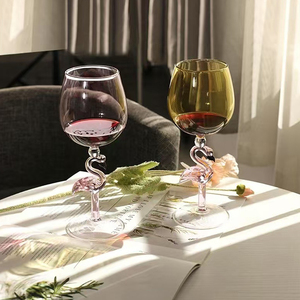 <span class=keywords><strong>Verres</strong></span> <span class=keywords><strong>à</strong></span> <span class=keywords><strong>pied</strong></span> haut en cristal sans plomb <span class=keywords><strong>pour</strong></span> dropshipping d'usine, <span class=keywords><strong>verres</strong></span> <span class=keywords><strong>à</strong></span> vin <span class=keywords><strong>à</strong></span> <span class=keywords><strong>pied</strong></span> haut, design moderne et écologique <span class=keywords><strong>pour</strong></span> une décoration intérieure mignonne et un cadeau idéal - Product Image 5