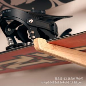 Soporte de Pared para Esquís de Madera, Acabado en Haya, Resistente, para Hogar, Garaje, Exhibición de Tablas de Surf - Product Image 5