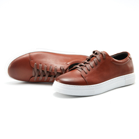 Baskets confortables en cuir véritable vintage pour hommes couleurs peintes à la main chaussures plates décontractées à lacets résistantes à l'usure pour hommes personnalisées