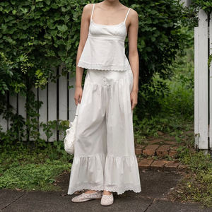 Débardeur plissé à col carré en dentelle française, coupe ample trapèze, style patchwork, Pure Desire, mignon - Product Image 1