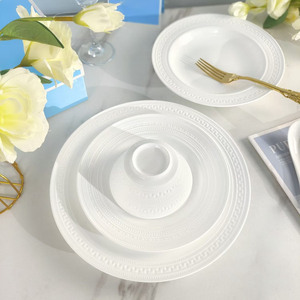 Juego de <span class=keywords><strong>vajilla</strong></span> de cerámica de la serie en relieve blanco puro para platos y cuencos de cocina occidental para niños - Product Image 2