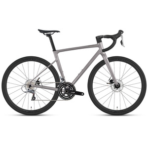 Vélo de Course 700C 13 Vitesses Freins à Disque Hydrauliques Fourche Carbone 8,9 KG Guidon Aéro Câbles Internes Vélo de Course en Promotion - Product Image 1