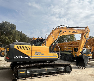 รถขุดตีนตะขาบฮุนได 220LC-9S มือสองจากเกาหลี รถจักรกลหนักสำหรับงานก่อสร้าง 220LC-9S สำหรับขาย - Product Image 4