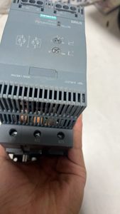 Controlador Lógico Programable (PLC) Sirius 100A 55kW 200-480V 24V 3RW3047-1BB04 Nuevo y Original - Product Image 1
