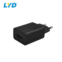 Adaptateur d'alimentation à découpage personnalisé 5W 5V QC4.0 avec protection OVP/OTP, matériau PC ignifuge, écologique, sortie DC 1A