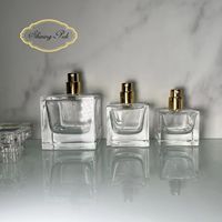 Flacon de parfum vide carré vintage de luxe de 50 ml avec col de 15 mm et vaporisateur à pompe, flacon de parfum unique