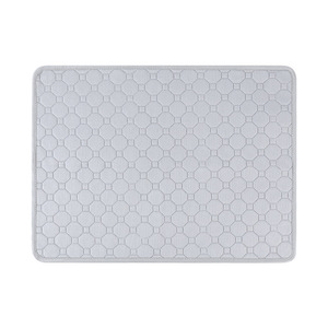 Tapis absorbant pour animaux de compagnie, épais, lavable, réutilisable, anti-odeur, absorption rapide de l'eau, séchage facile, barrière absorbante pour l'urine des chiens, quatre couches imperméables - Product Image 5