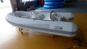 CE certificata costola barca piccolo Yacht Yacht da pesca con motore fuoribordo scafo rigido in vetroresina gommone per la vendita - Product Image 4