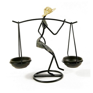 Figure <span class=keywords><strong>Fer</strong></span> Bougeoir En <span class=keywords><strong>Fer</strong></span> <span class=keywords><strong>Forgé</strong></span> En Métal Chandelier Créatif Femmes Bougeoir Fête Mariage Décoration De La Maison Européenne - Product Image 5
