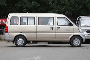 2023 Wuling Mini Bus 7 posti a basso costo <span class=keywords><strong>autovetture</strong></span> auto <span class=keywords><strong>usate</strong></span> furgone e auto sotto 5000 auto abbastanza <span class=keywords><strong>usate</strong></span> ora <span class=keywords><strong>vendita</strong></span> calda - Product Image 5