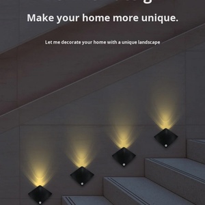 ไฟติดผนังแบบเซ็นเซอร์ 60 ลูเมน ชาร์จผ่าน USB พร้อมระบบตรวจจับความเคลื่อนไหว สำหรับใช้ภายในอาคาร - Product Image 2