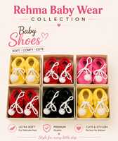 Chaussons d'hiver en peluche à pompons pour bébé, semelle souple, à lacets, pantoufles en fourrure pour nourrissons
