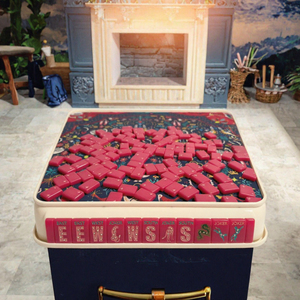 Juego de Mahjong Americano de Acrílico Rosa Vibrante, 160 Piezas, Fichas Grabadas, Juego Moderno de Lujo para Fiestas en Interiores - Product Image 3