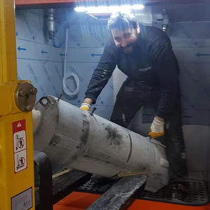 EMR98 Plus Lite DPF (filtre à particules pour diesel et essence) Machine de nettoyage catalytique d'échappement Conception durable - Product Image 1