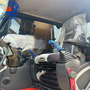 Excavadora de cadenas Hyundai 225LC-9S de 22 toneladas con cazo de excavación, equipo de construcción - Product Image 3
