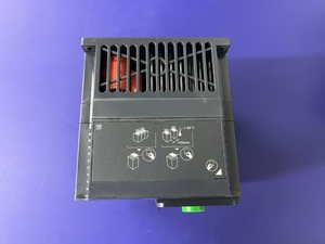 Variador de Frecuencia Original Nuevo, Serie Altivar ATV320, ATV320U40N4C, 4KW, 5HP, 9.5A, 380-500V, 3PH, IP20, ATV320U40N4C Varia - Product Image 2