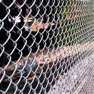 2mm thick 50mm hole 6ft high 30m long cheap galvanized chain link fencing