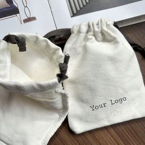 Sac à cordon en coton personnalisé écologique, pochette anti-poussière recyclable avec impression de logo - Product Image 3
