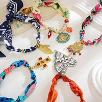 Manna Vintage Acier Inoxydable Croix Evil Eye Chunky Charms Foulard en Soie Ruban Collier pour Femmes