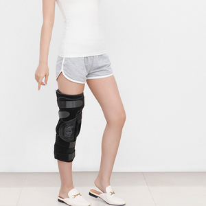 Protector <span class=keywords><strong>de</strong></span> <span class=keywords><strong>rodilla</strong></span> médico ajustable Rodillera Ligamento Soporte <span class=keywords><strong>de</strong></span> fijación tensado después <span class=keywords><strong>de</strong></span> lesiones - Product Image 5