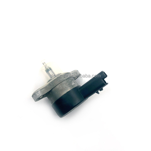 Régulateur <span class=keywords><strong>de</strong></span> <span class=keywords><strong>pression</strong></span> <span class=keywords><strong>de</strong></span> carburant Common Rail, soupape <span class=keywords><strong>de</strong></span> régulation DRV 0281002493 compatible avec les moteurs PSA 2.0 <span class=keywords><strong>HDI</strong></span> - Product Image 4