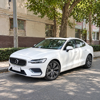 Voiture d'occasion Volvo S60 2022 B4 Inscription Luxury 2.0T 48V Mild Hybrid Berline Conduite à Gauche pour Vente en Gros